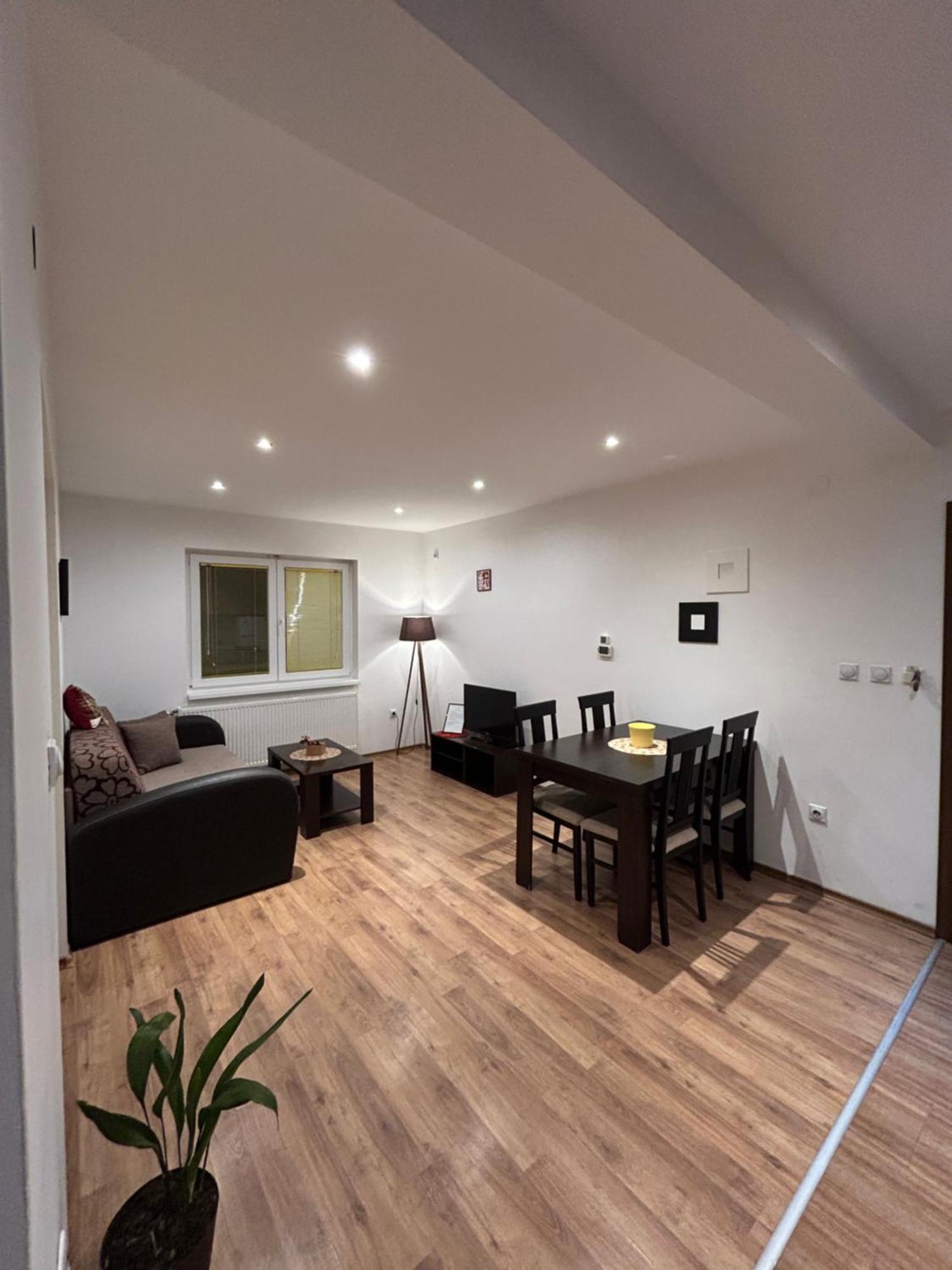 Hestia Apartments เบโรโว ภายนอก รูปภาพ
