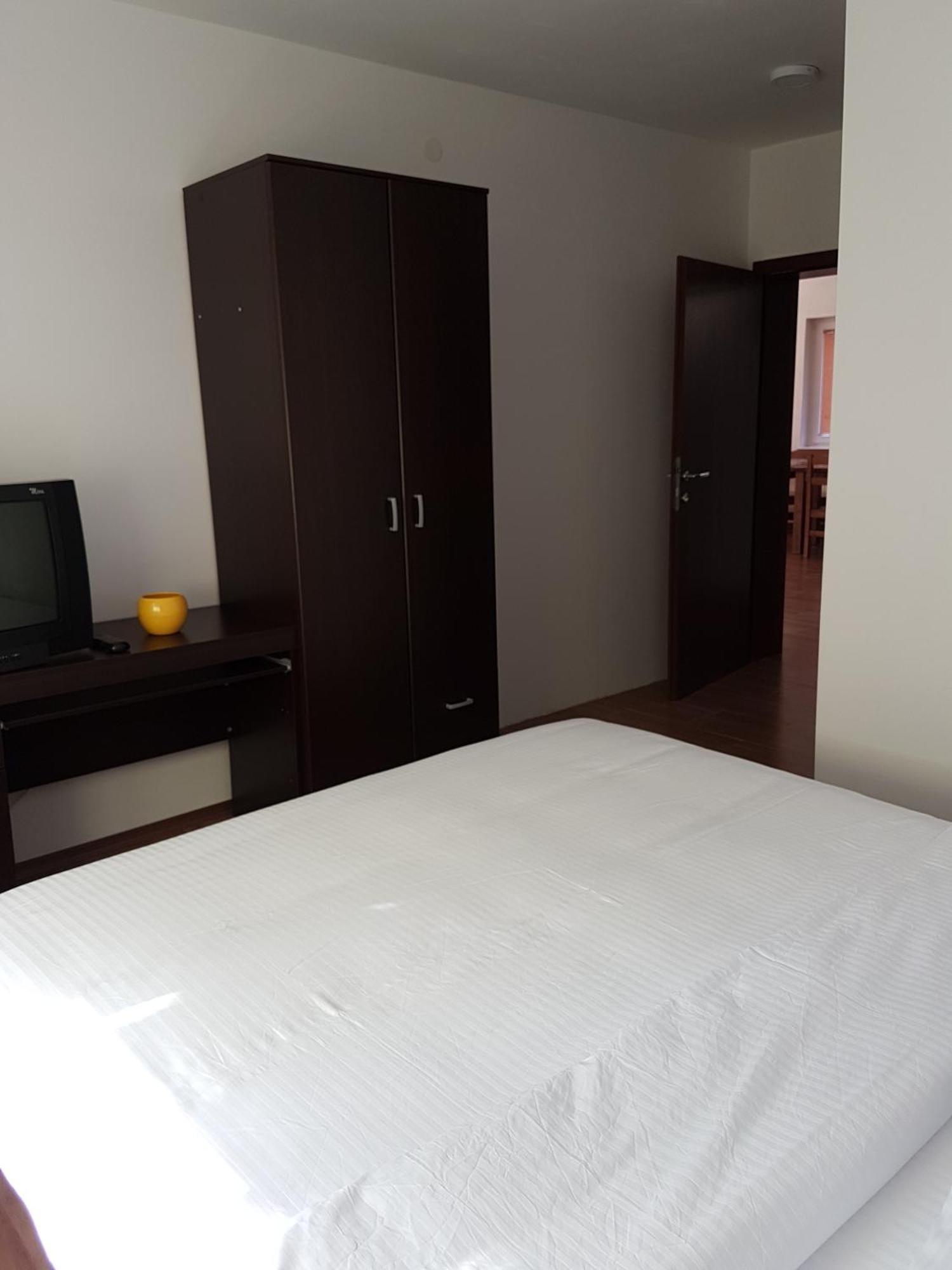Hestia Apartments เบโรโว ภายนอก รูปภาพ